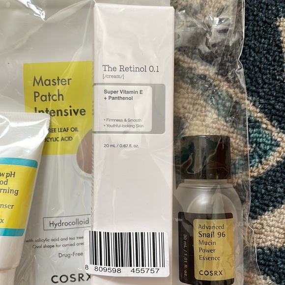 COSRX skincare set - Picture 12 of 13